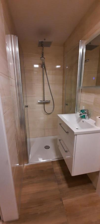 Green Hill Apartments - Ντορνμπίρν Εξωτερικό φωτογραφία
